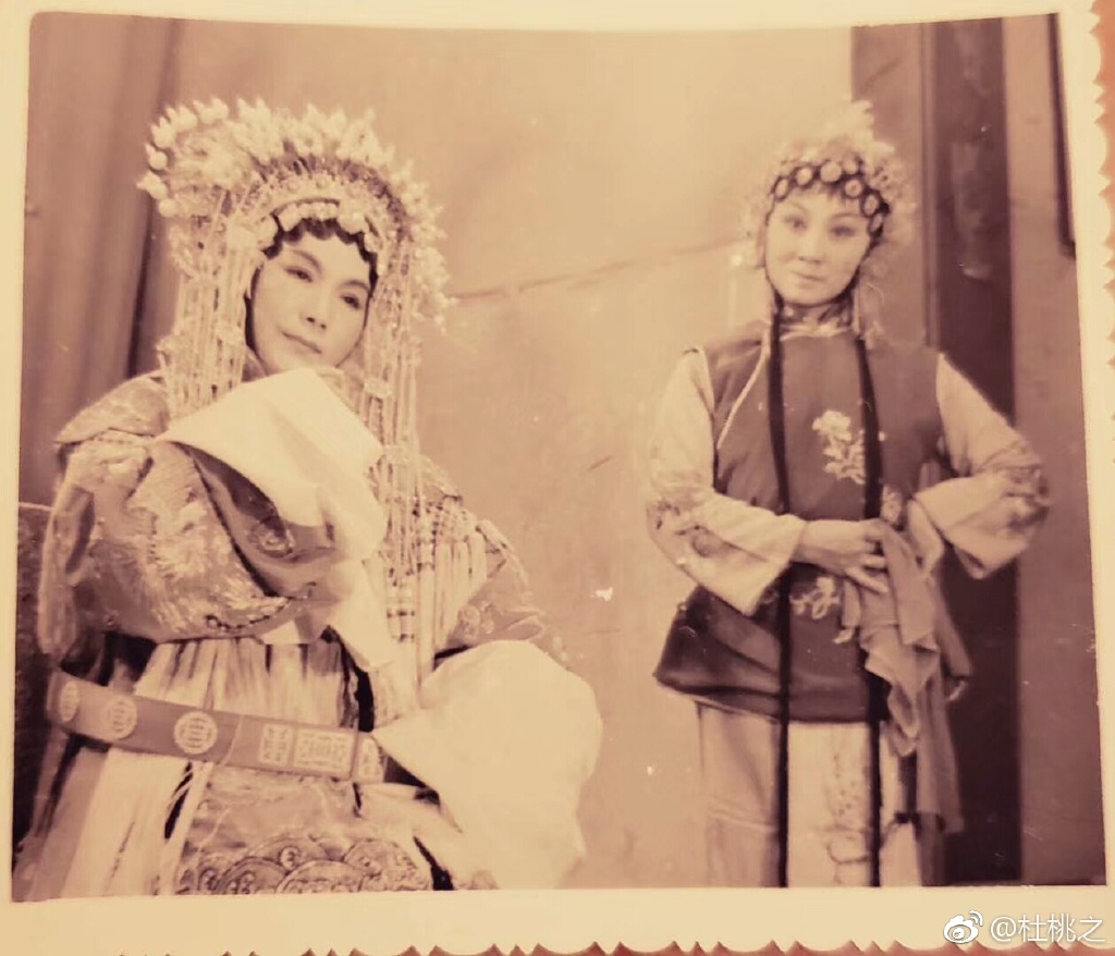 �·�ϼ��˭��е� ����һЩ�·�ϼ����ʱ��������Ƭ