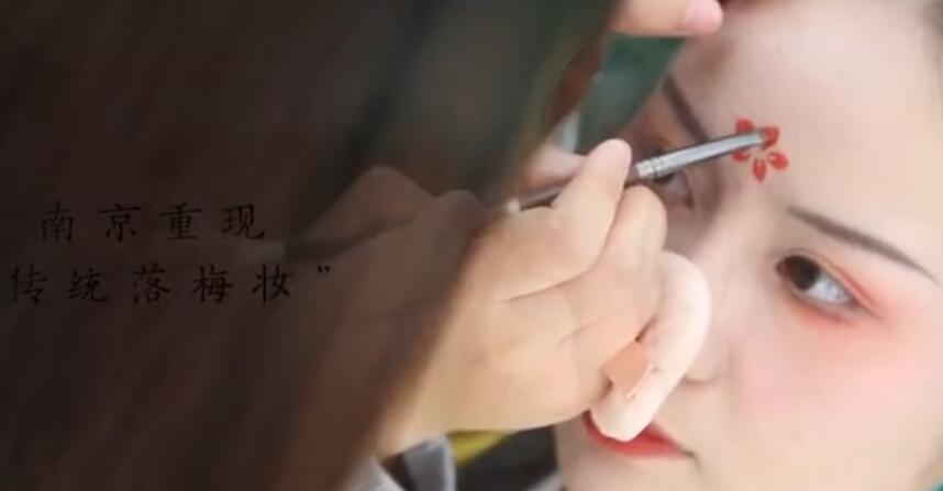 ��÷ױ�ĵ������һλ�Ŵ������й� �������Ů����������