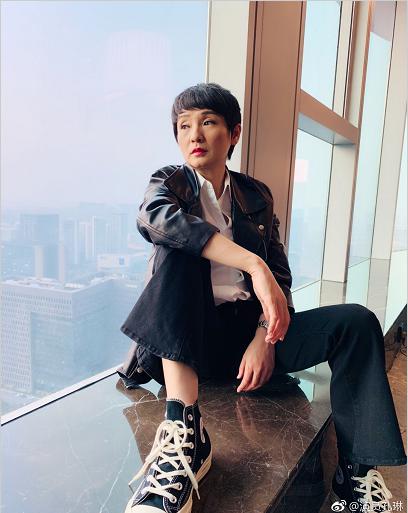 ���ն������ô��û��� �����µ���Ƭ��ô������ô����