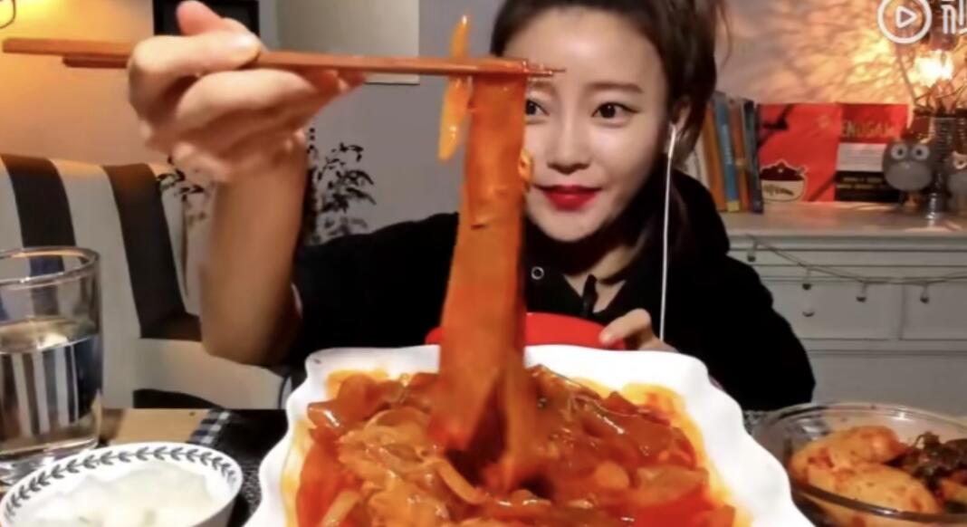 金在中为什么喜欢韩庚 金在中前女友敏德瑞是吃播