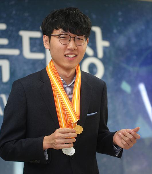 ����נΪʲô�������һ ����ʦ����˭