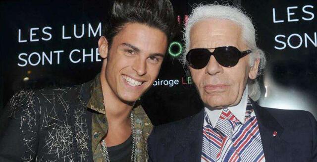 ����������쳲����۾���������Ƭ �Ϸ�ү�������г��Ƕ���˭