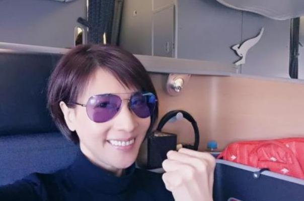 ������Ϲ���˭ ����ݳ����ĸ�����