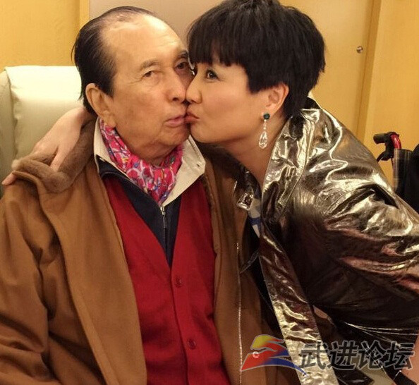 ���������Թ�Ӥ�����е��� �����������Ӻ����������