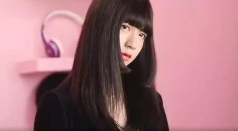 �ؾ���Ůװ��Ƭ �����ĸ�ѧУ��