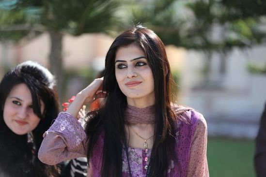 �����еİͻ�˹̹��Ůͼ Ȣ�ͻ�˹̹Ů�˶���Ǯ