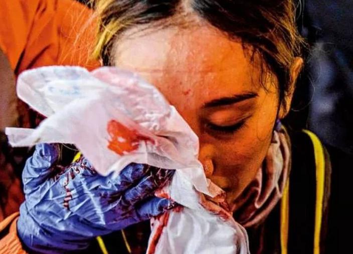 ����������ʱ�����Ƭ ������crystal����۱���Ů��ʲô��