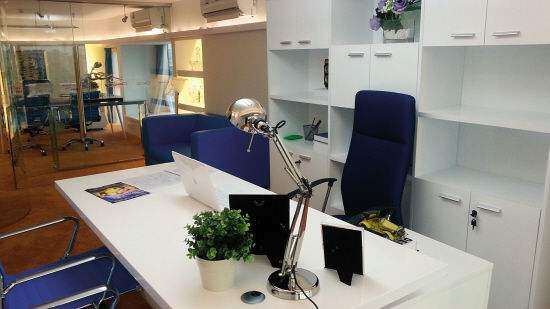 ����ڷŵ�λ�úͷ������ ����Ű칫������λ������