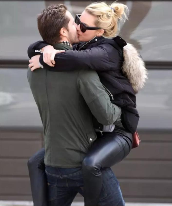 ����ء��ޱ�Ϊʲô��С��Ů ���Ϲ�����ʲô