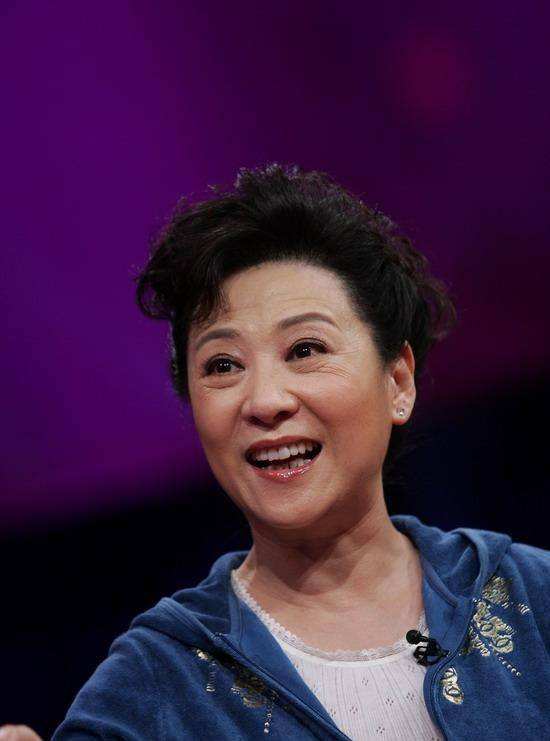 �������Ӹ������� �����һ��������Ƭ