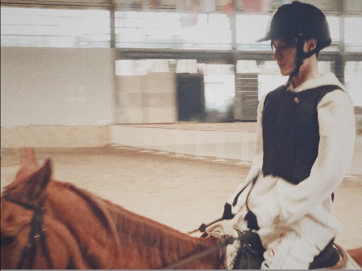 ������Ů����������Ƭ ������������ͬѧ��