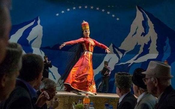 �����������������ļٵ� ���ǳ�ʲô��