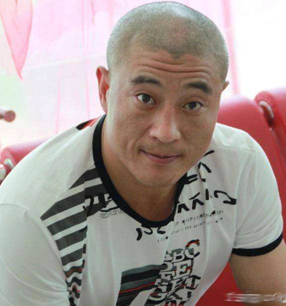 ��������������˭ �����������ֵ�����û��ϵ