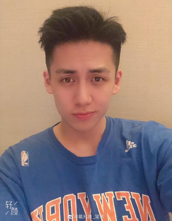 ���׶�Ϊʲô�������ָ�����ո� ����������������һ��