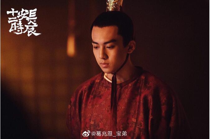 ���׶�Ϊʲô�������ָ�����ո� ����������������һ��