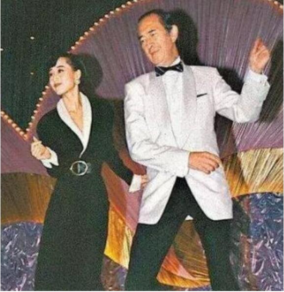 �γ������������Ĵ���ҥ�� �����ڵ����۷���