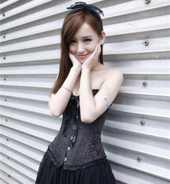 �����Daisy��ɫ�ջ��շ��� Ůһ������լ��Ů��