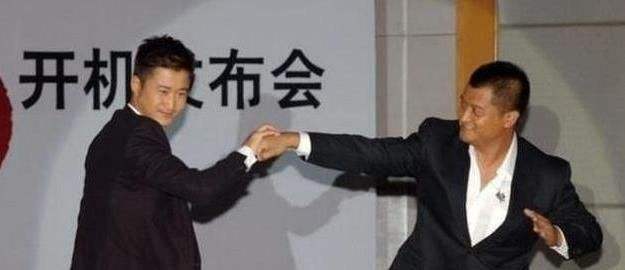 ��ռ�ĺ��⾩��ʲô��ϵ ���������ܵ�ʦ����