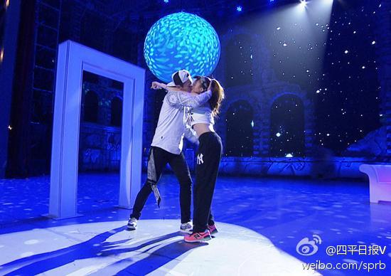 ����껺�Ҷ�����Ĺ�ϵ�ֽ������� ���������Ů������˭