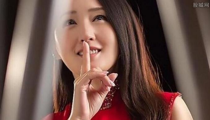 ������̳���ϸ�̳�����˭ һ˯�����ĸ�̳�����˭