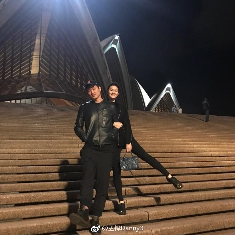 ����Ů������Ƭ �������ڵ���н����Ǯ