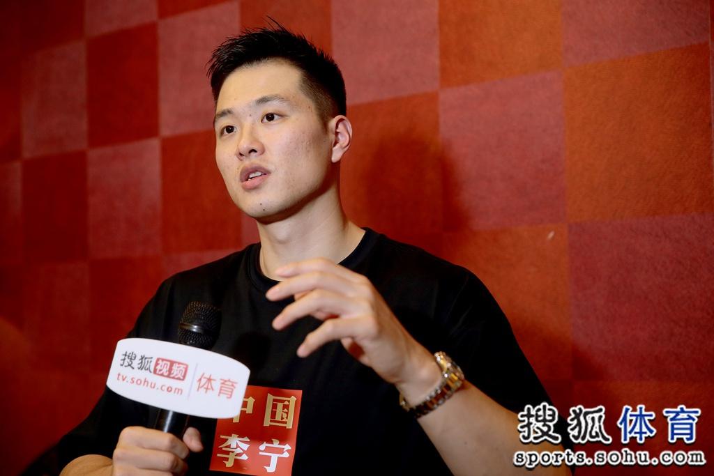 ����Ů������Ƭ �������ڵ���н����Ǯ