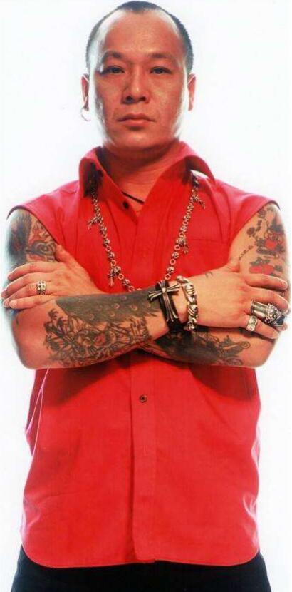 ��־��Ϊʲô���е�Ӱ�ﶼ��B�� ��B��ĳƺ���ô����