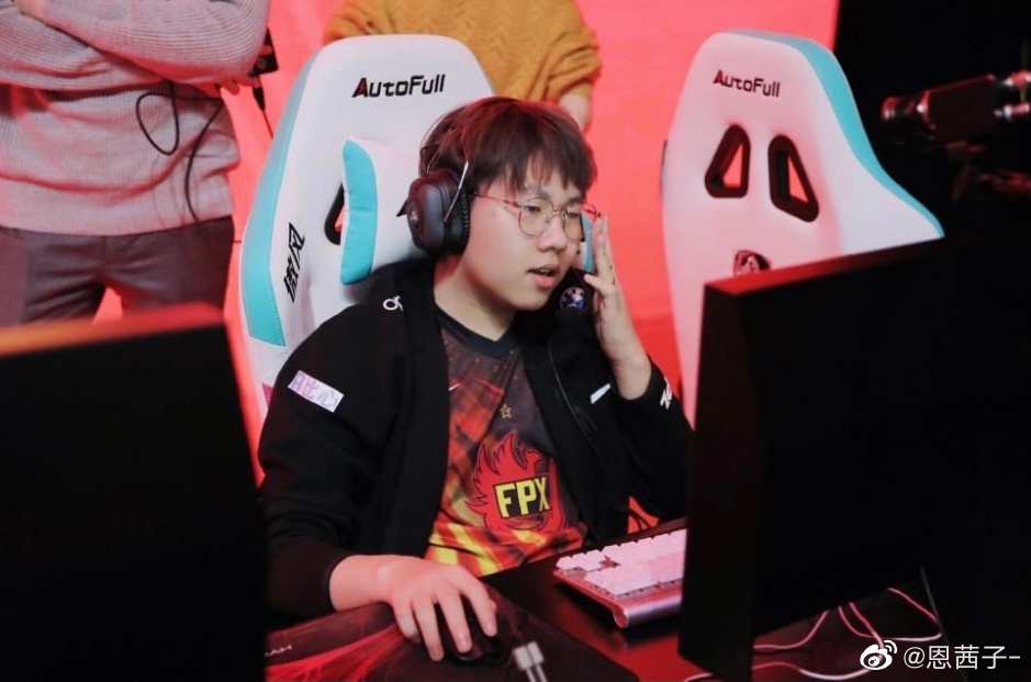 fpx战队bo周杨博生日多大 他怎么了为什么被禁赛