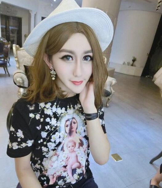 刘梓晨为什么叫金针菇 刘梓晨女装照片组图