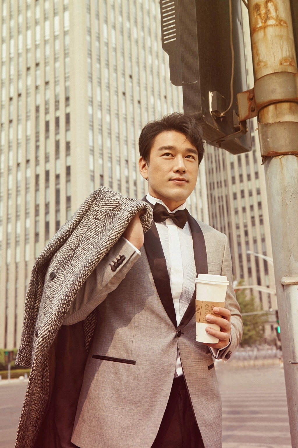 ��ҫ�����Ź�������Ƭ���� ��ҫ��ĸ��׽���������ͥ�Ժ�