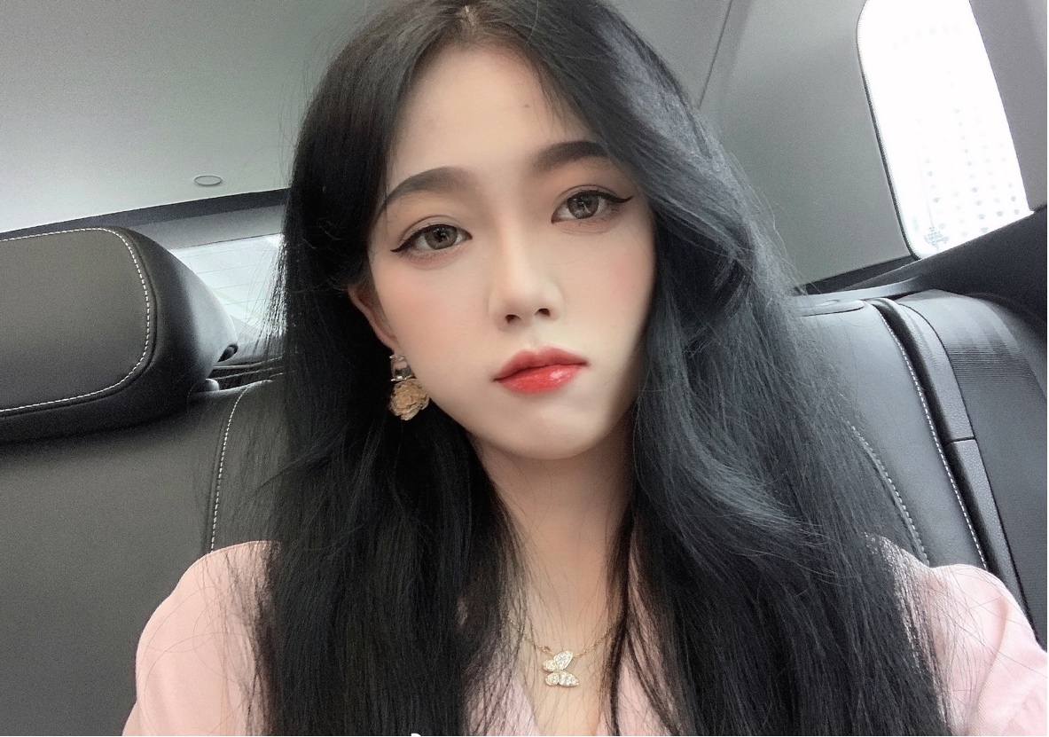 王玉萌男友是谁 她素颜图片来了