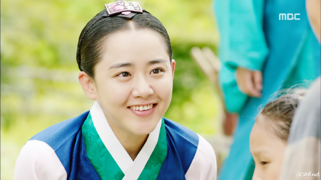 �ĸ�Ӣ�ں�������״��β������� ��������ϲ���ĸ�Ӣ����˭