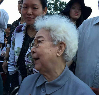 ��Ӱ��Ա�ﻪ�����Ŀɱ� �׷����ͺڷ���