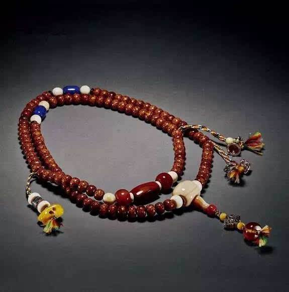 �����ִ����ĸ����Ϻ� ������ɮ����ʲô���ϵķ���