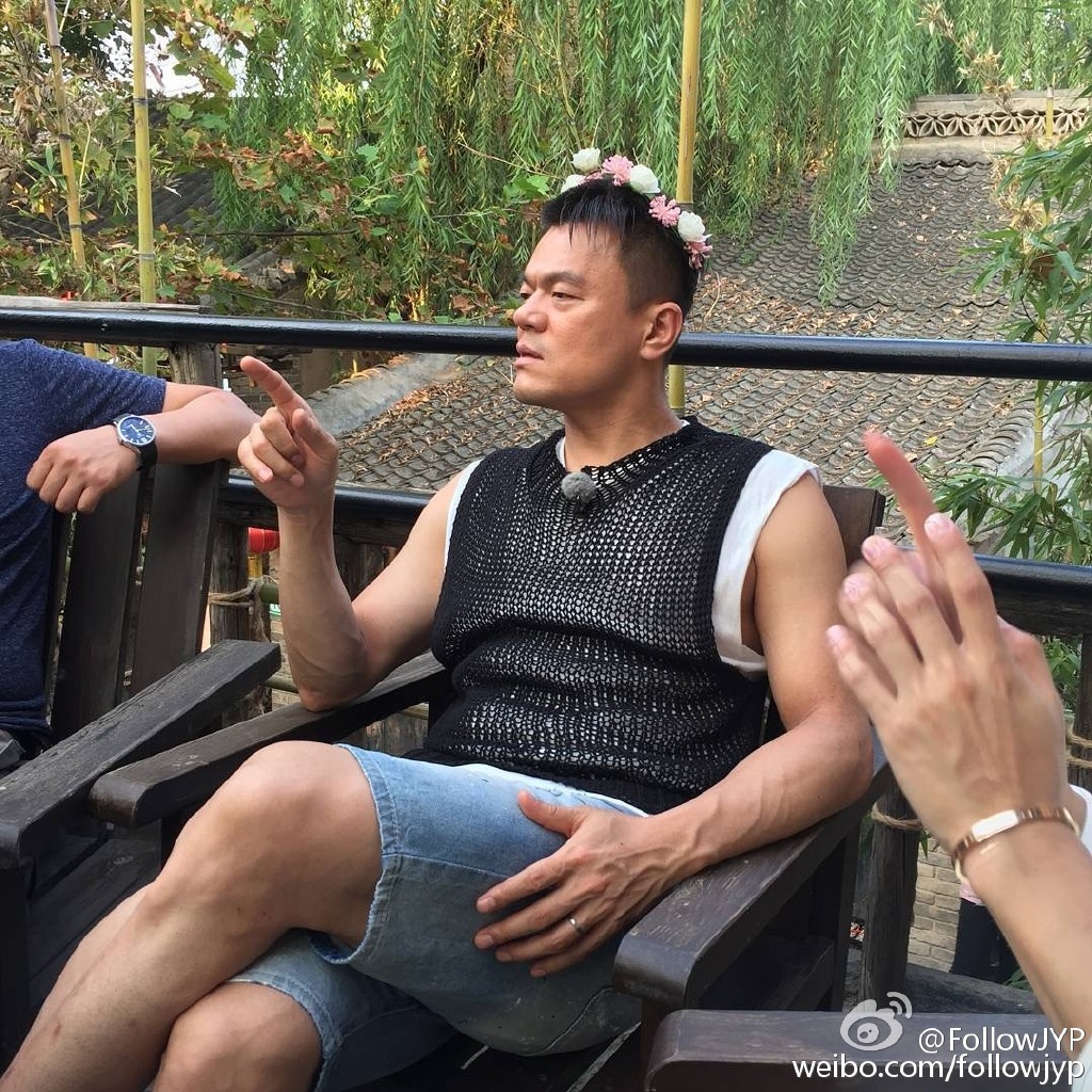 ����Ӣ��jyp�ϰ��� ����ӢΪʲô������