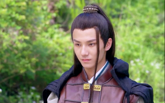 王鹤棣喜欢迪丽热巴吗 李熹子和王鹤棣是什么关系