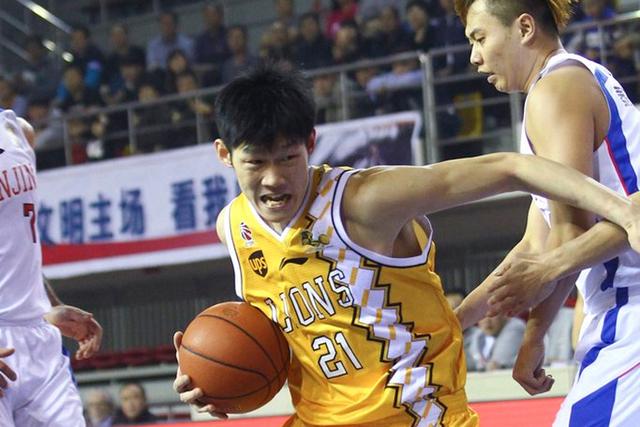 胡金秋是谁个人资料 他的职业生涯挺辉煌的