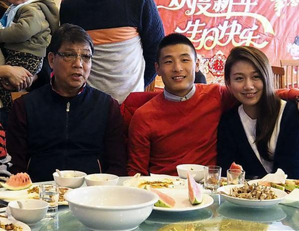 武磊单刀不进集锦 武磊妻子仲佳蓓照片,职业介绍