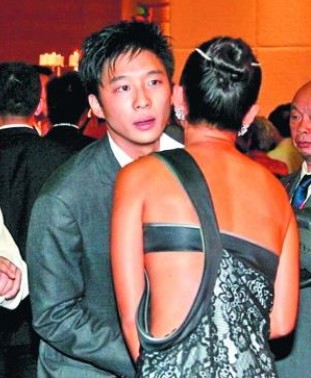 ����ɽ����Ů����˭ ����ɽ��������Ϊʲô����