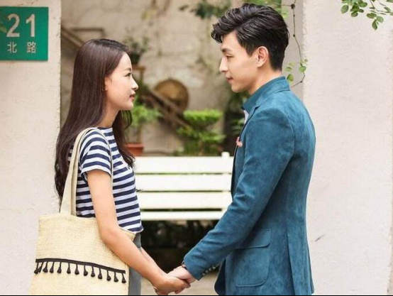 ��������Ů������Ƭ���� ����������ʲô��ϵ