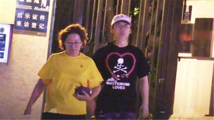 ���лݺͲ��ƽ���ʲô��ϵ ���лݺ����ݳ��ĺ���Ա���