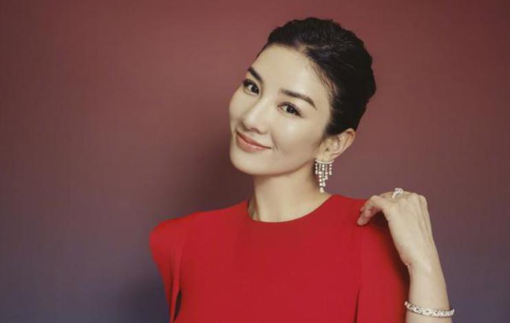 黄奕出轨是不是真的 她的感情史回顾