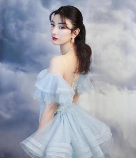 ���ȳ����ǲ������ ���ĸ���ʷ�ع�