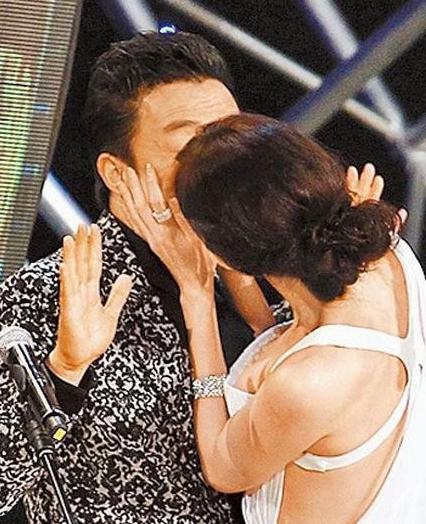 ��־��ͻƲ���Ϸ����������� �Ʋ�����Сŷ�ó��з�����