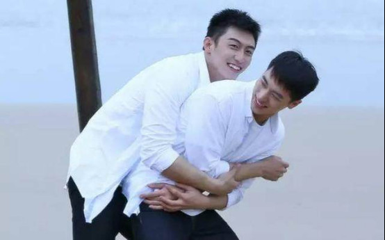 ��κ�޻��������ϵĲ�ݮ�Ǻ�ͼ �ƾ�褶���κ�޶��������