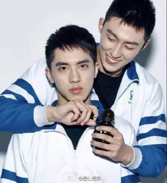 ��κ�޻��������ϵĲ�ݮ�Ǻ�ͼ �ƾ�褶���κ�޶��������