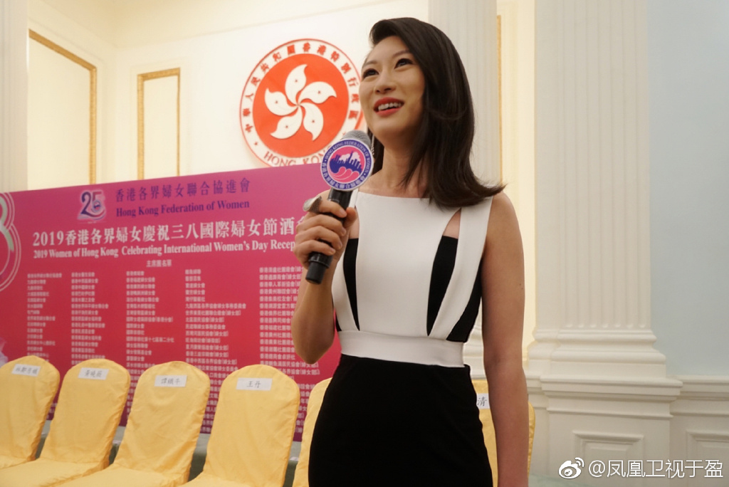 凤凰卫视于盈多少岁了 她结婚了没