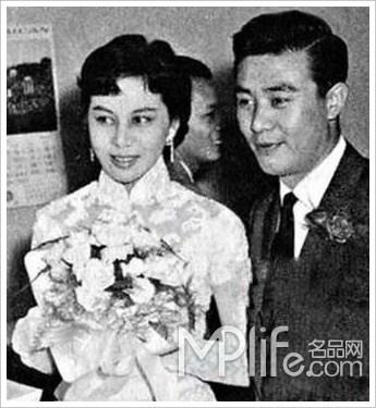 张冰茜个人资料是混血吗 关之琳和张冰茜长得好像