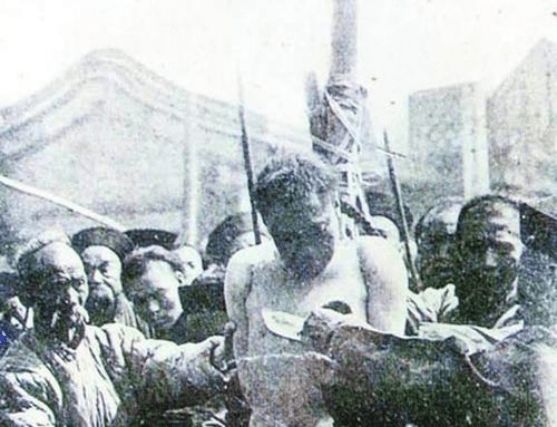 �峯�����˵�һ����Ƭ ������ƬΪʲô����