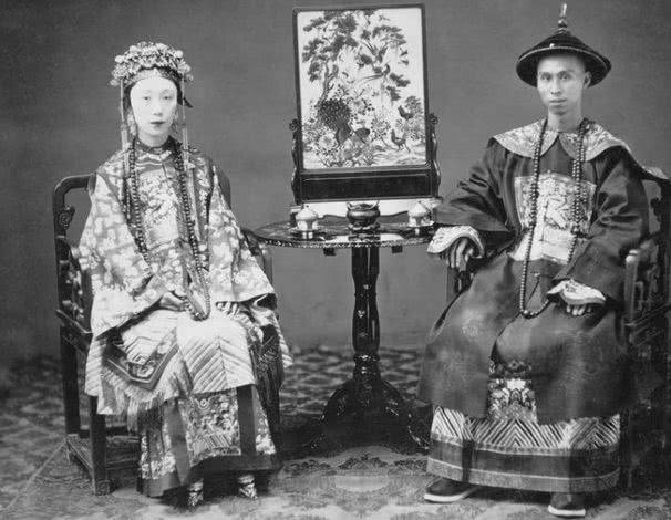 �峯�����˵�һ����Ƭ ������ƬΪʲô����